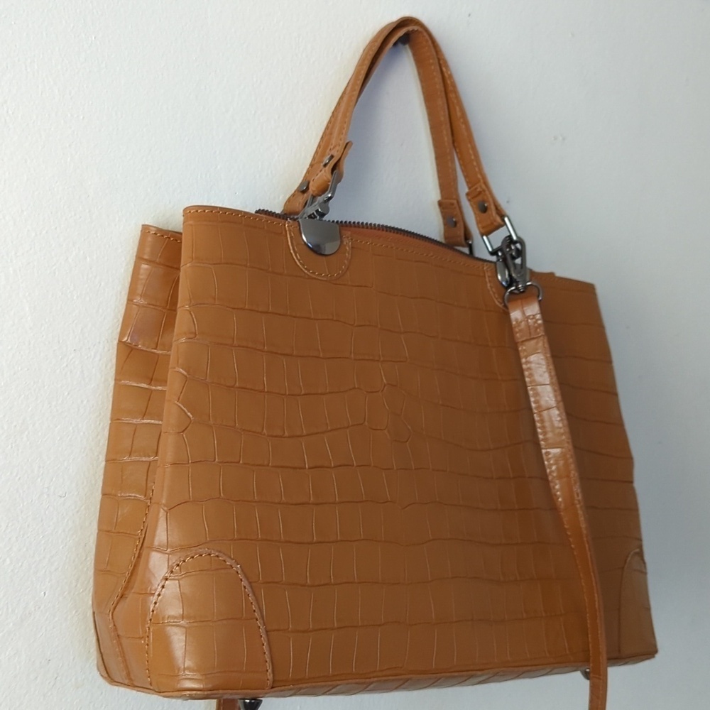 HP. Made in Italy Divina Firenze Embossed Alligator Leather 2-Way Bag - Picture 10 of 14